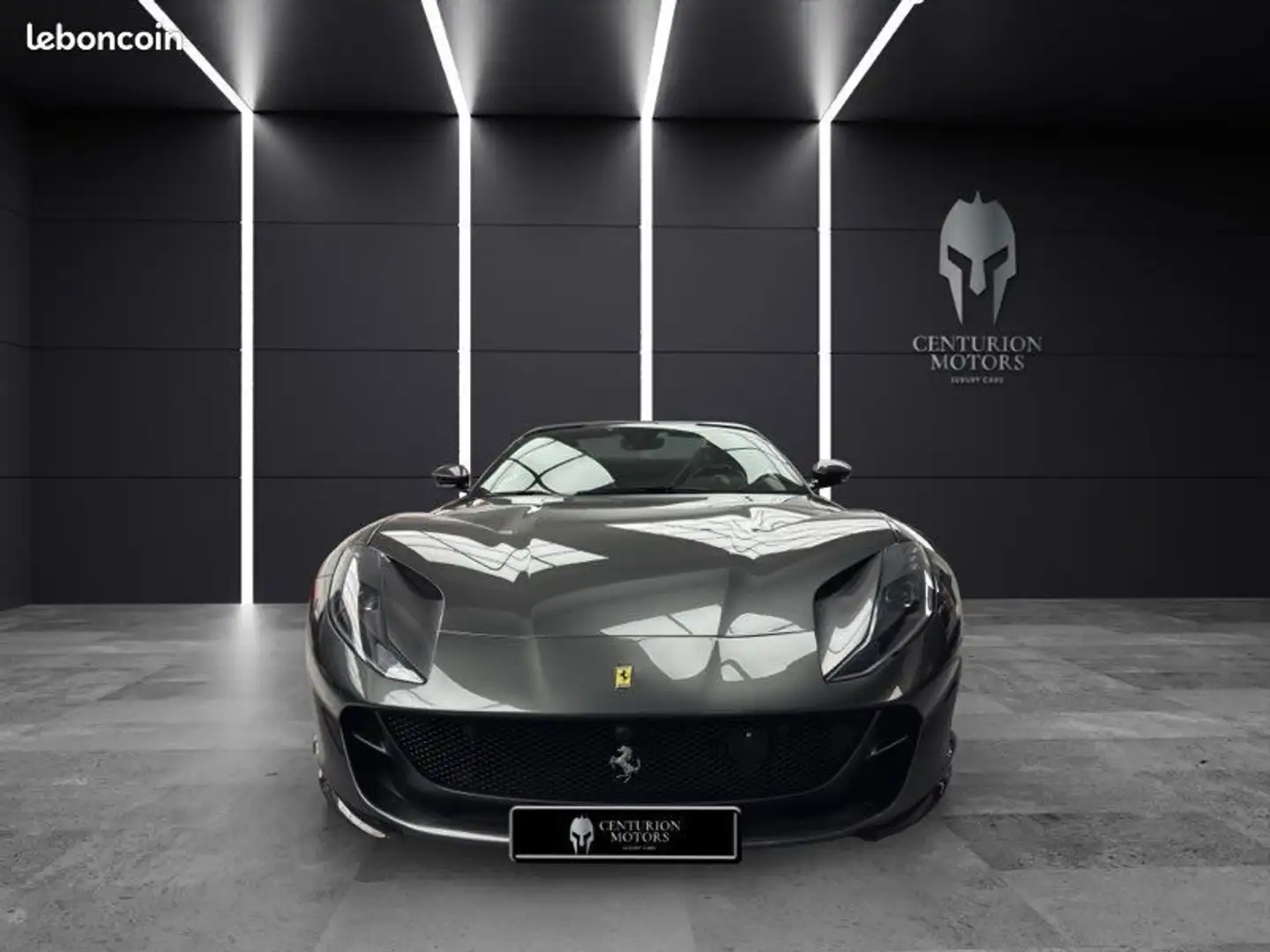 Ferrari 812 GTS 6.5 V12 800 Gris - 2