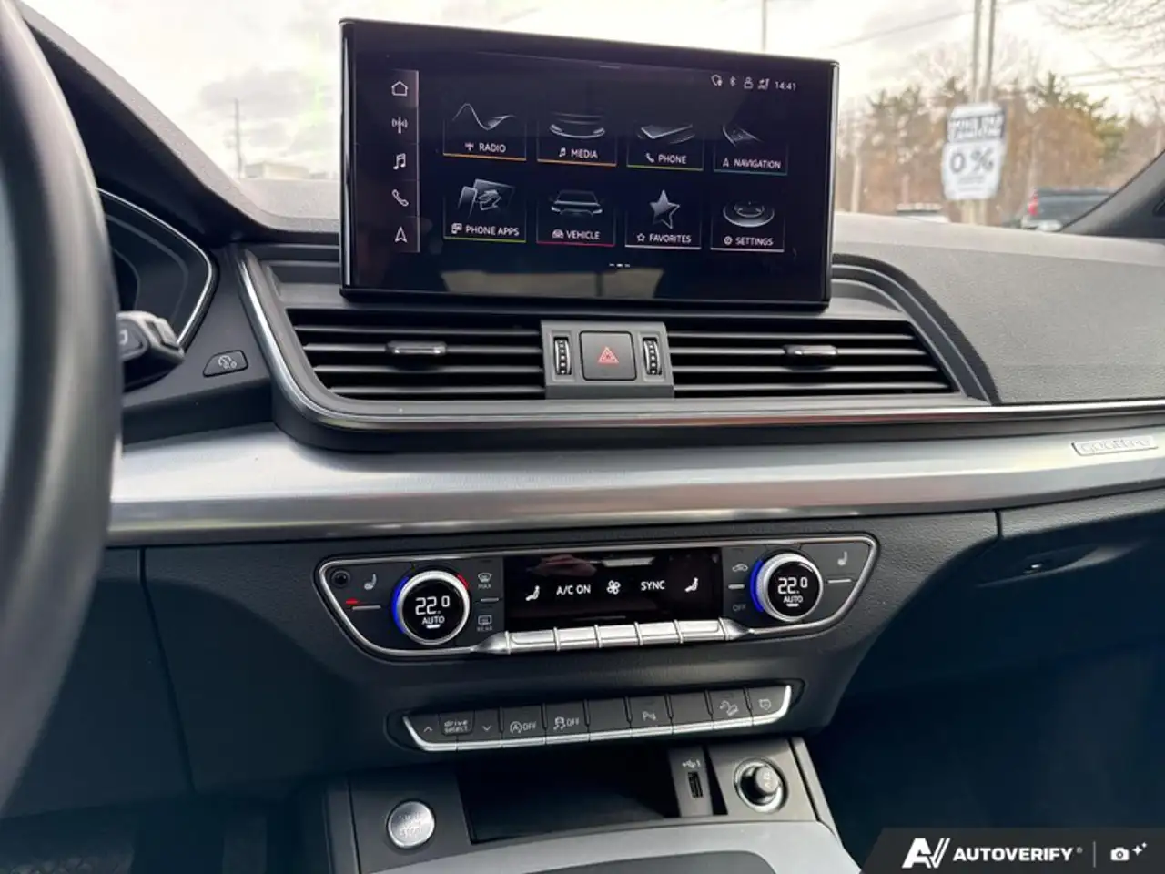 Audi Q5 снимка Audi Q5