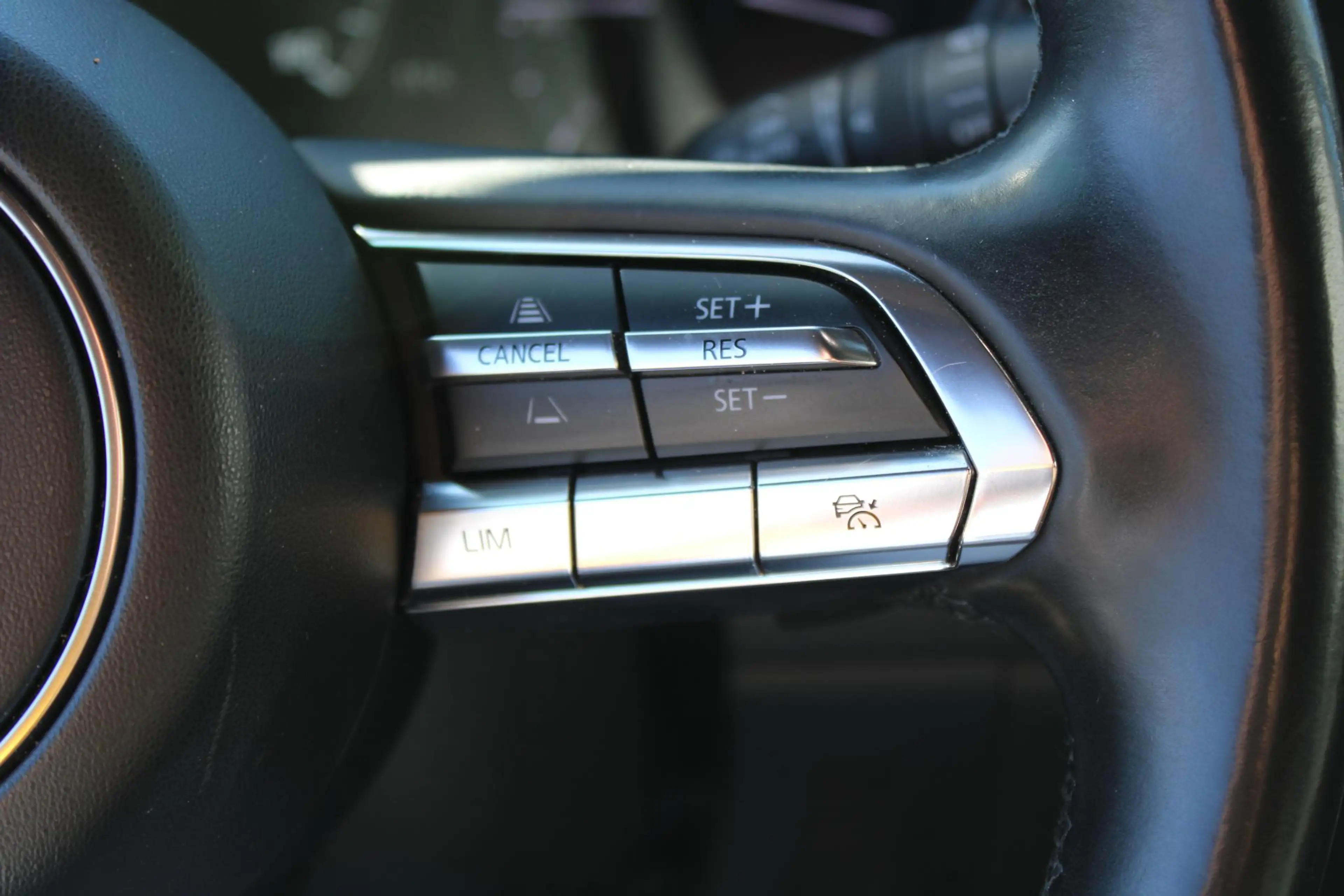 Mazda MX-30 e-SkyActiv EV 145 Advantage 36 kWh , Automaat, Cam — photo 16