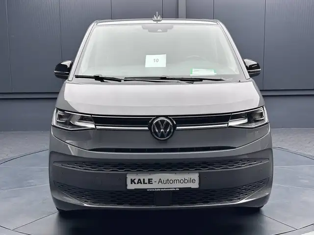 Volkswagen Multivan view 7