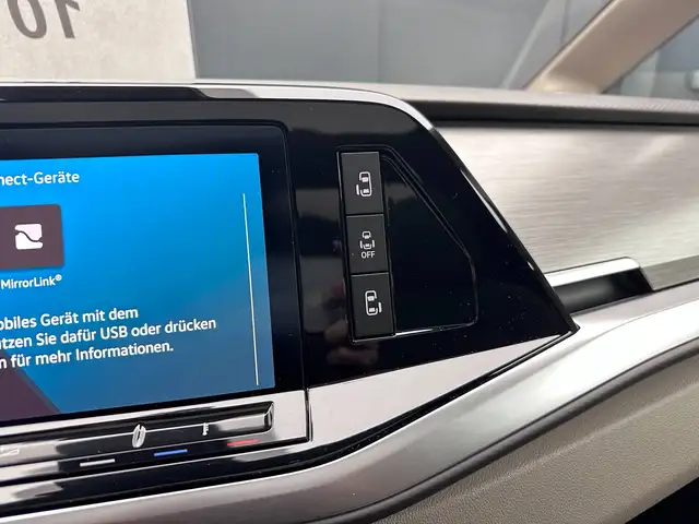 Volkswagen Multivan view 19
