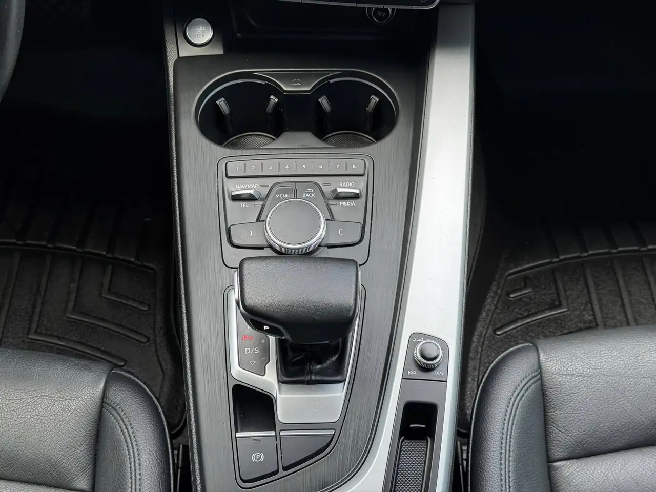 Audi A4 снимка Audi A4