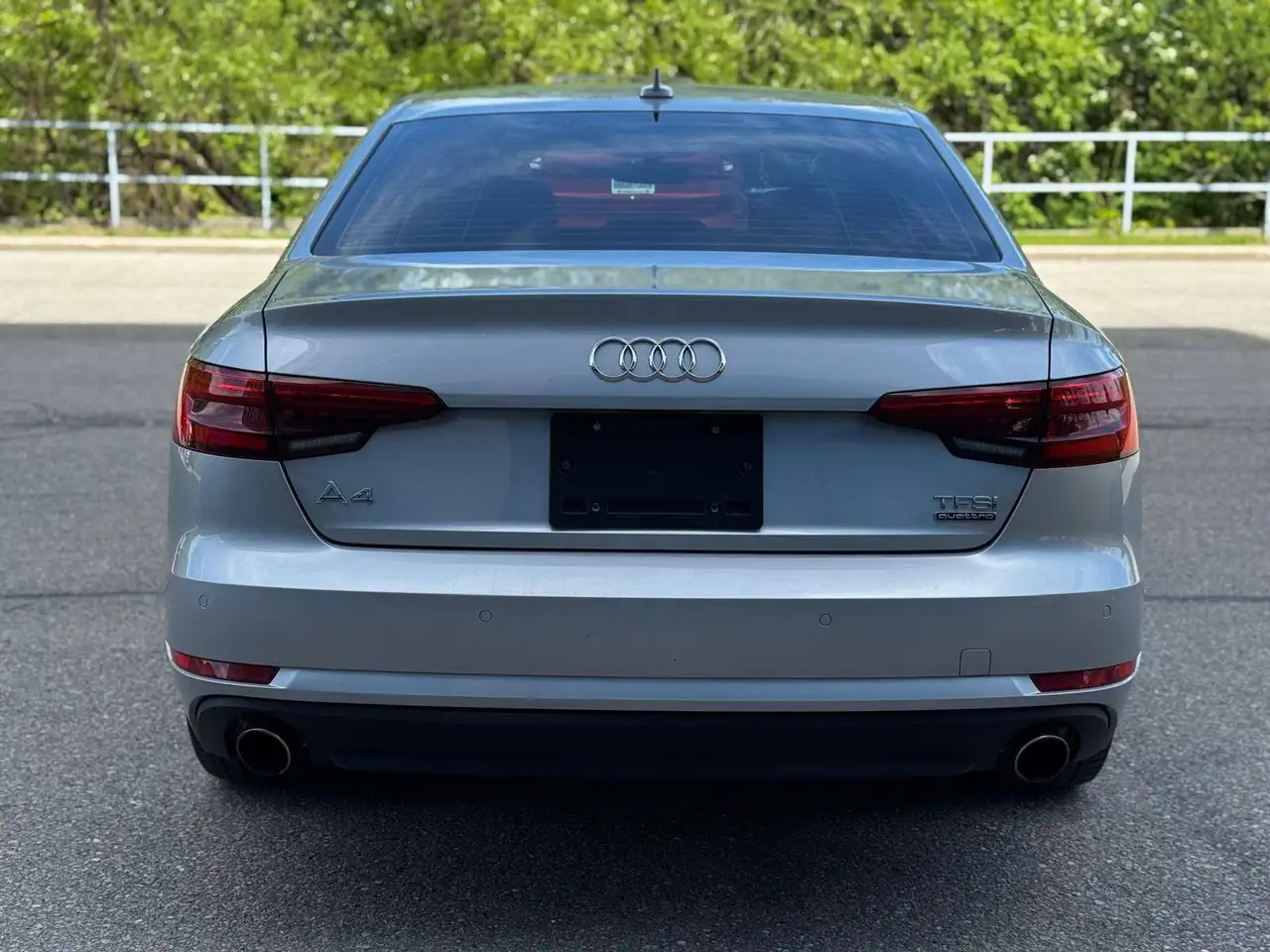 Audi A4 снимка Audi A4