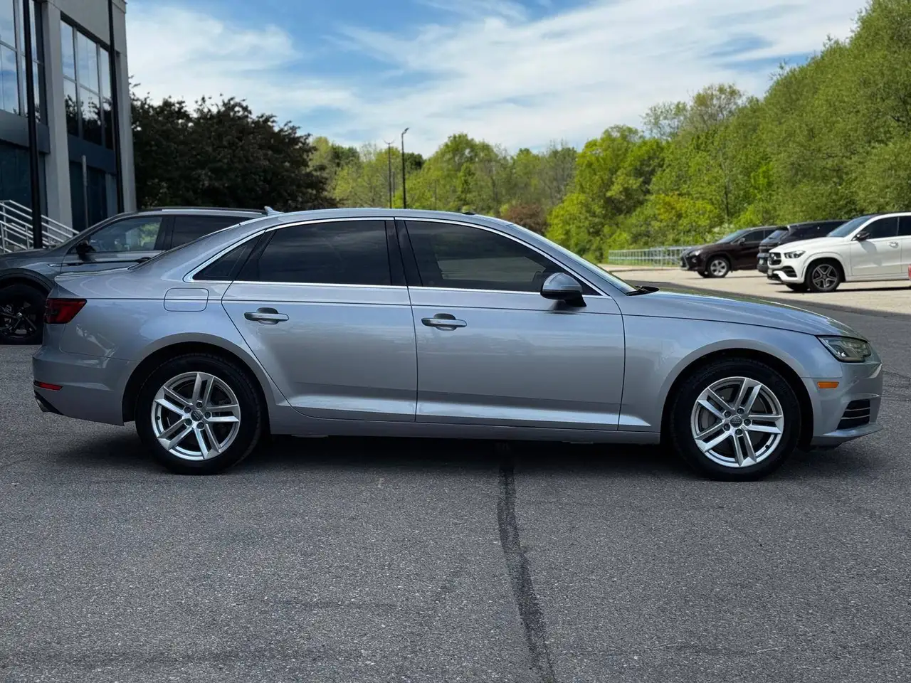 Audi A4 снимка Audi A4