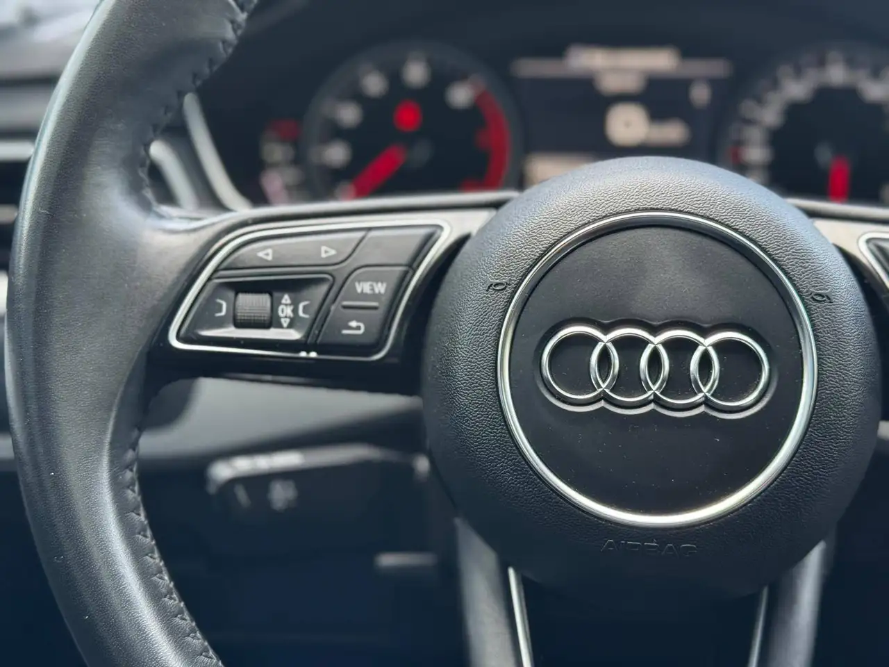 Audi A4 снимка Audi A4