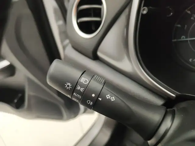 Suzuki Vitara view 13