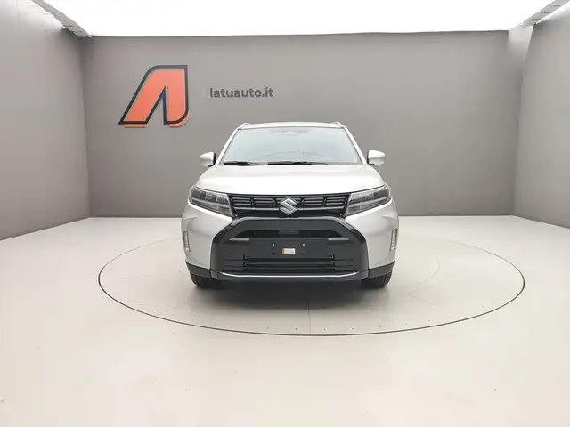 Suzuki Vitara view 2