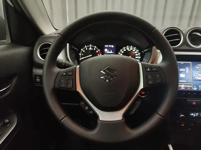 Suzuki Vitara view 11