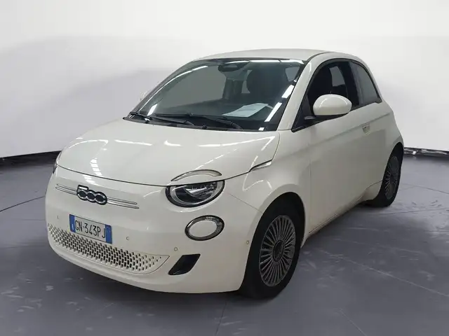 Fiat 500e Nuova Hatchback My23 La Nuova - 320 Berlina