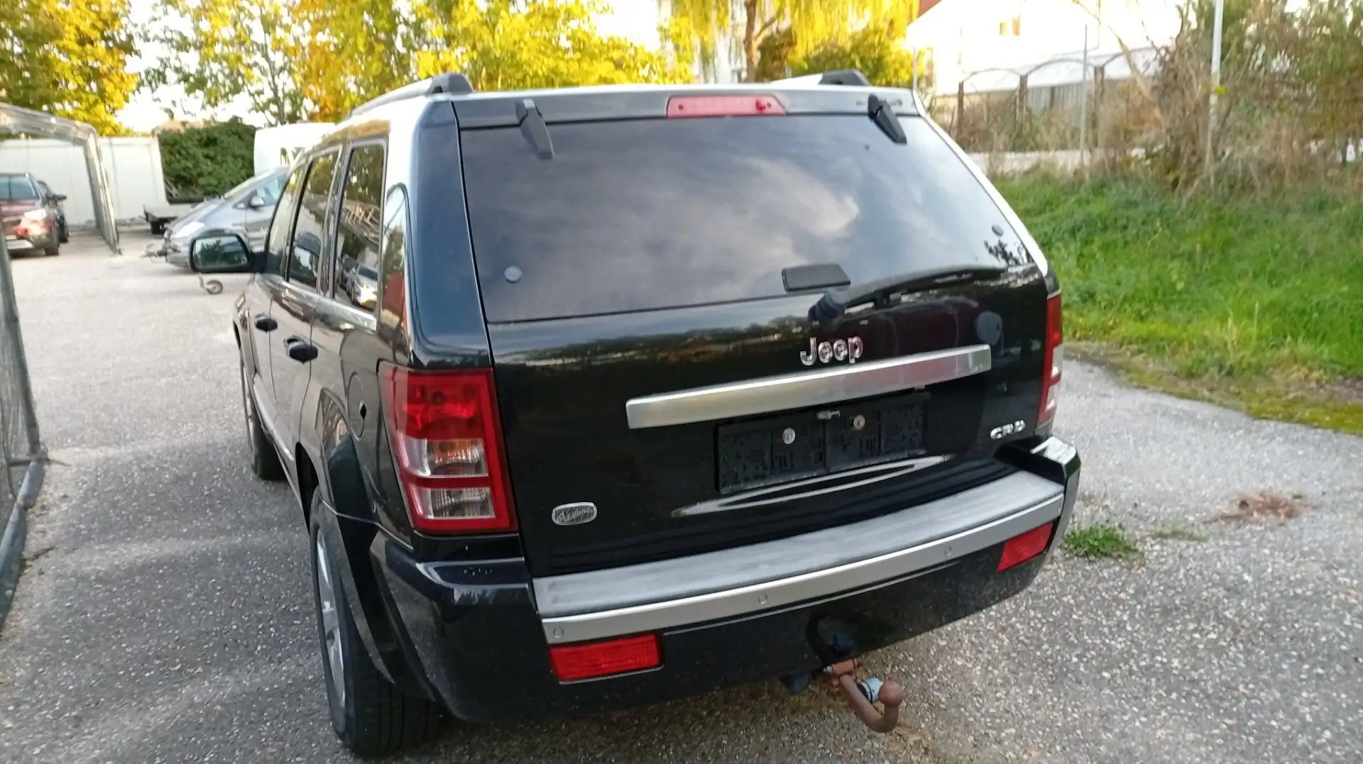 Jeep Grand Cherokee 3.0 CRD Overland Schwarz - 2