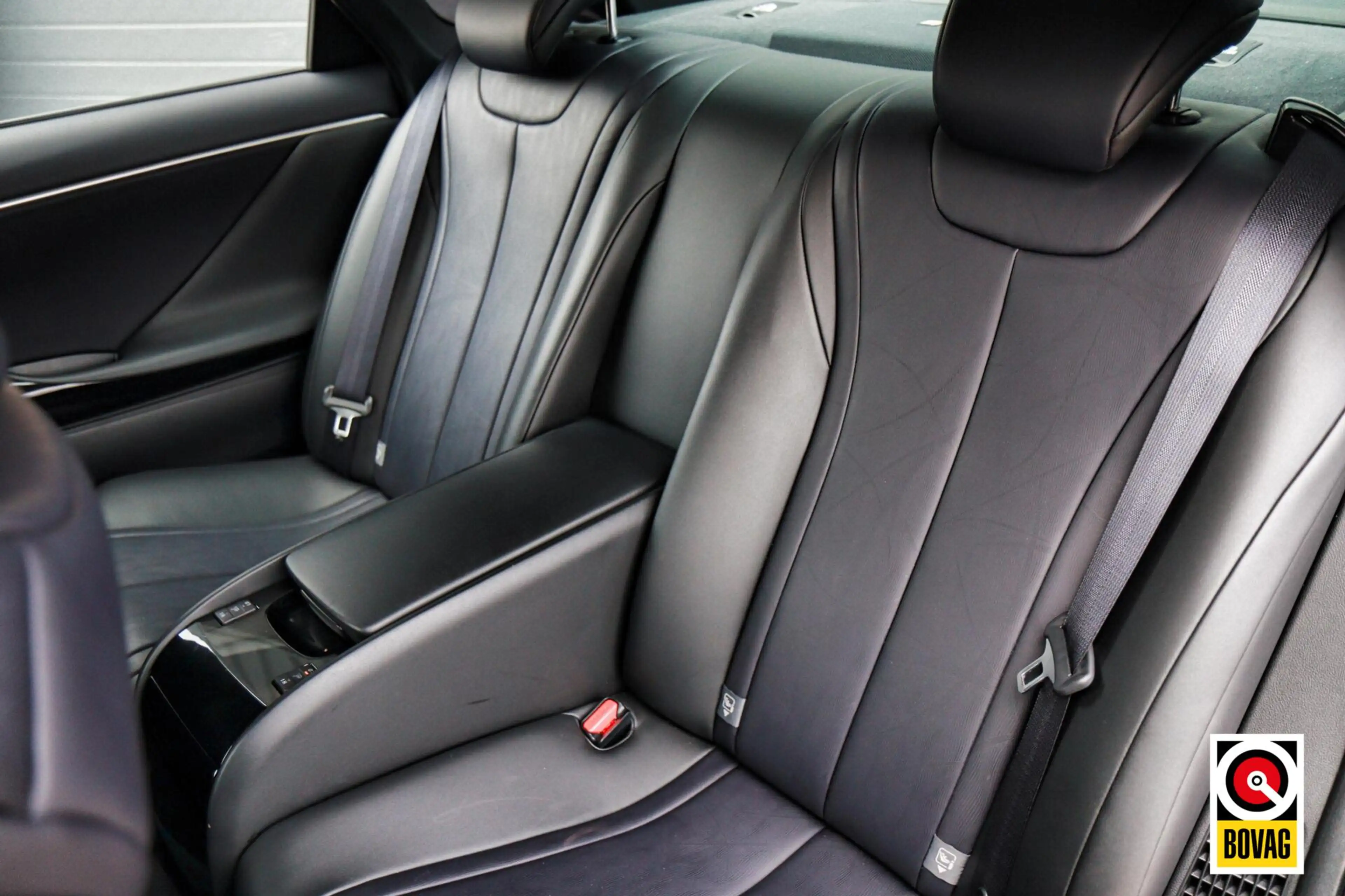 Toyota Mirai Dynamic Waterstof Automaat /LED/LEDER/CAMERA/STOEL — photo 8