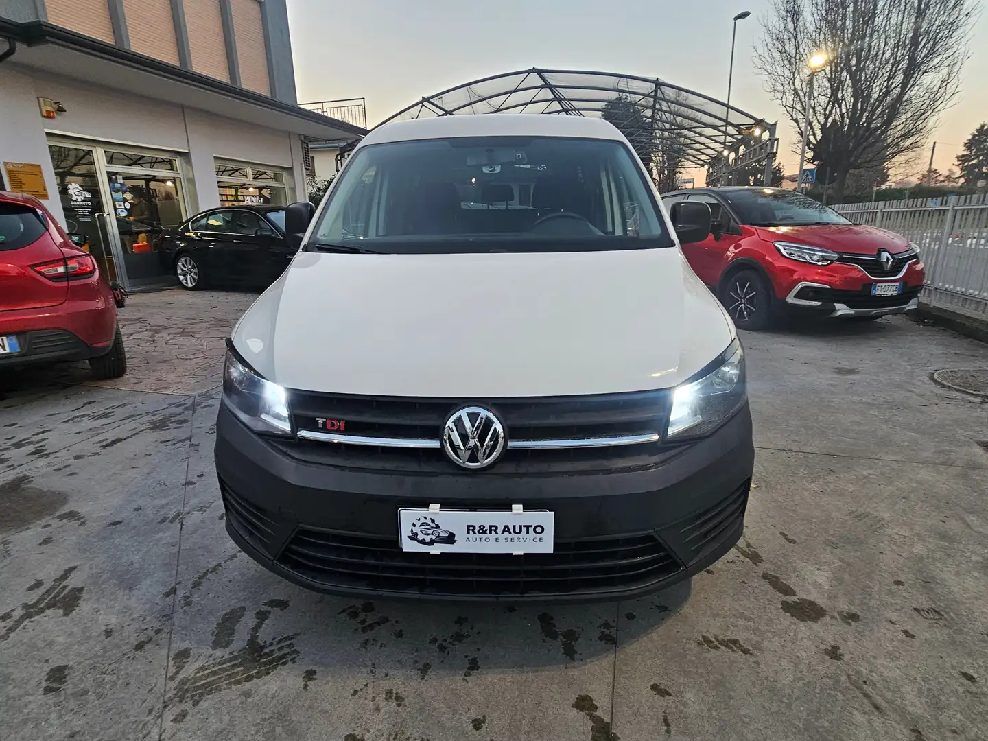 Volkswagen Caddy Bianco - 1