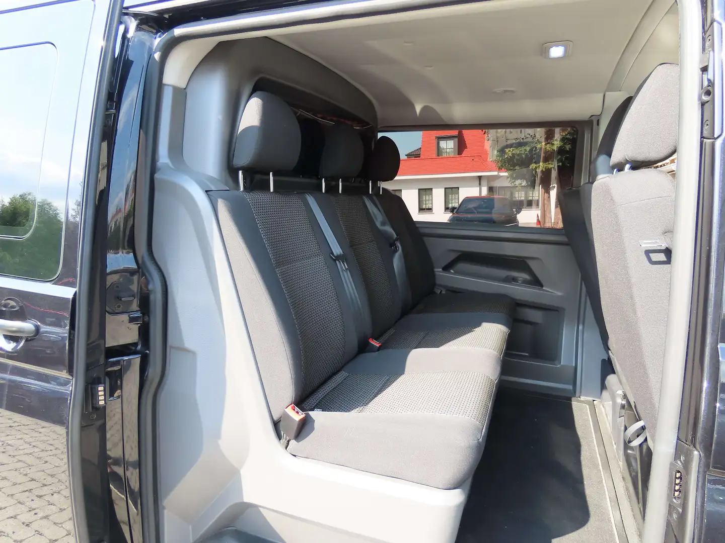 Volkswagen T6.1 Transporter 2.0 TDi SCR (EU6d-TEMP) 6pl DUB CAB lichte vracht Noir - 2