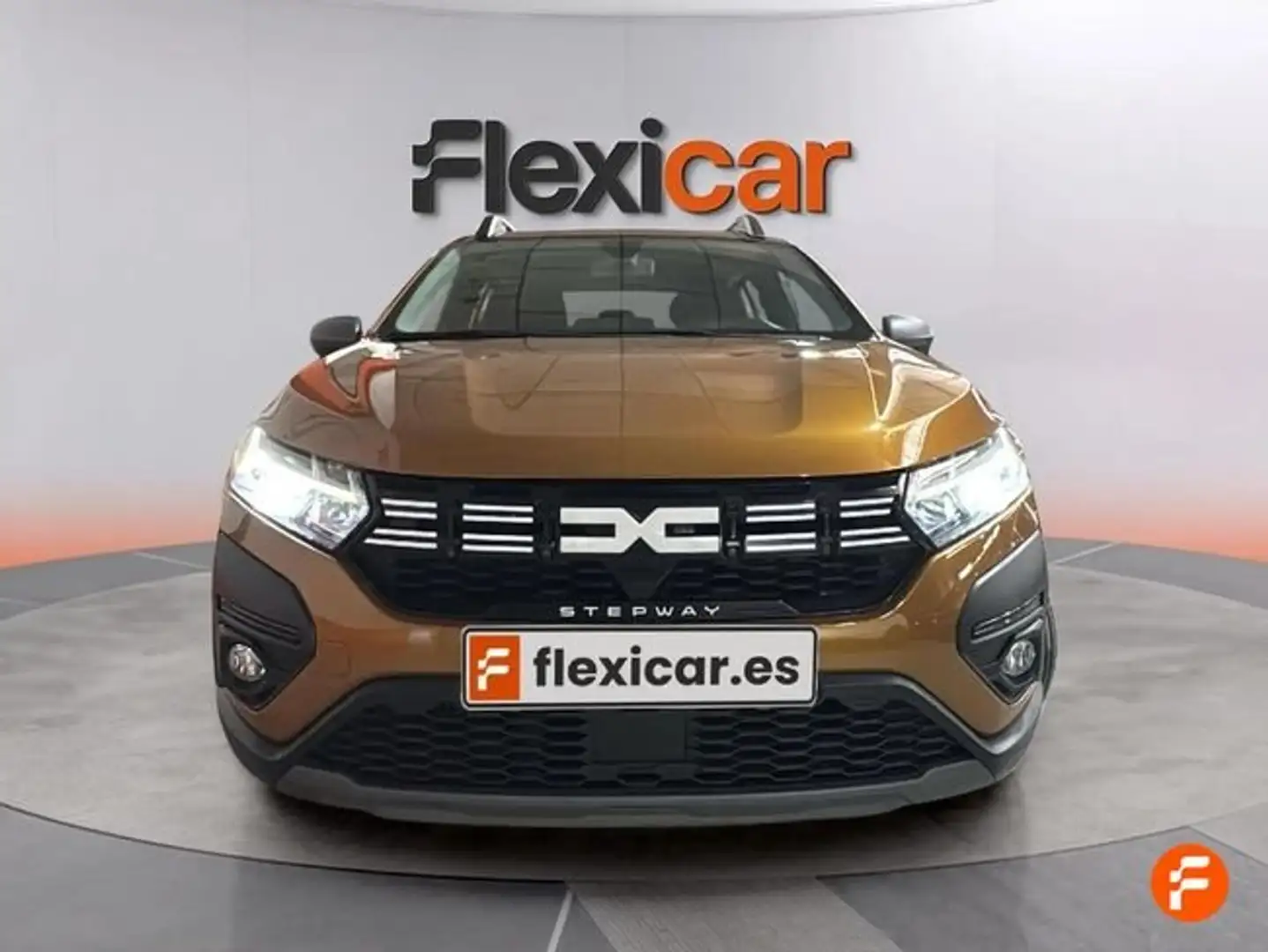 Dacia Sandero Stepway TCe Essential 67kW Naranja - 2