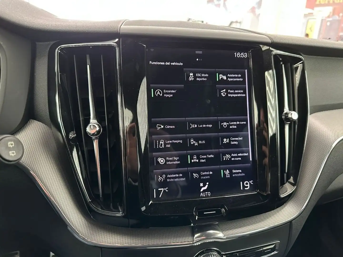 Volvo XC60 2.0 B4 D AWD RDesign Auto Azul - 1