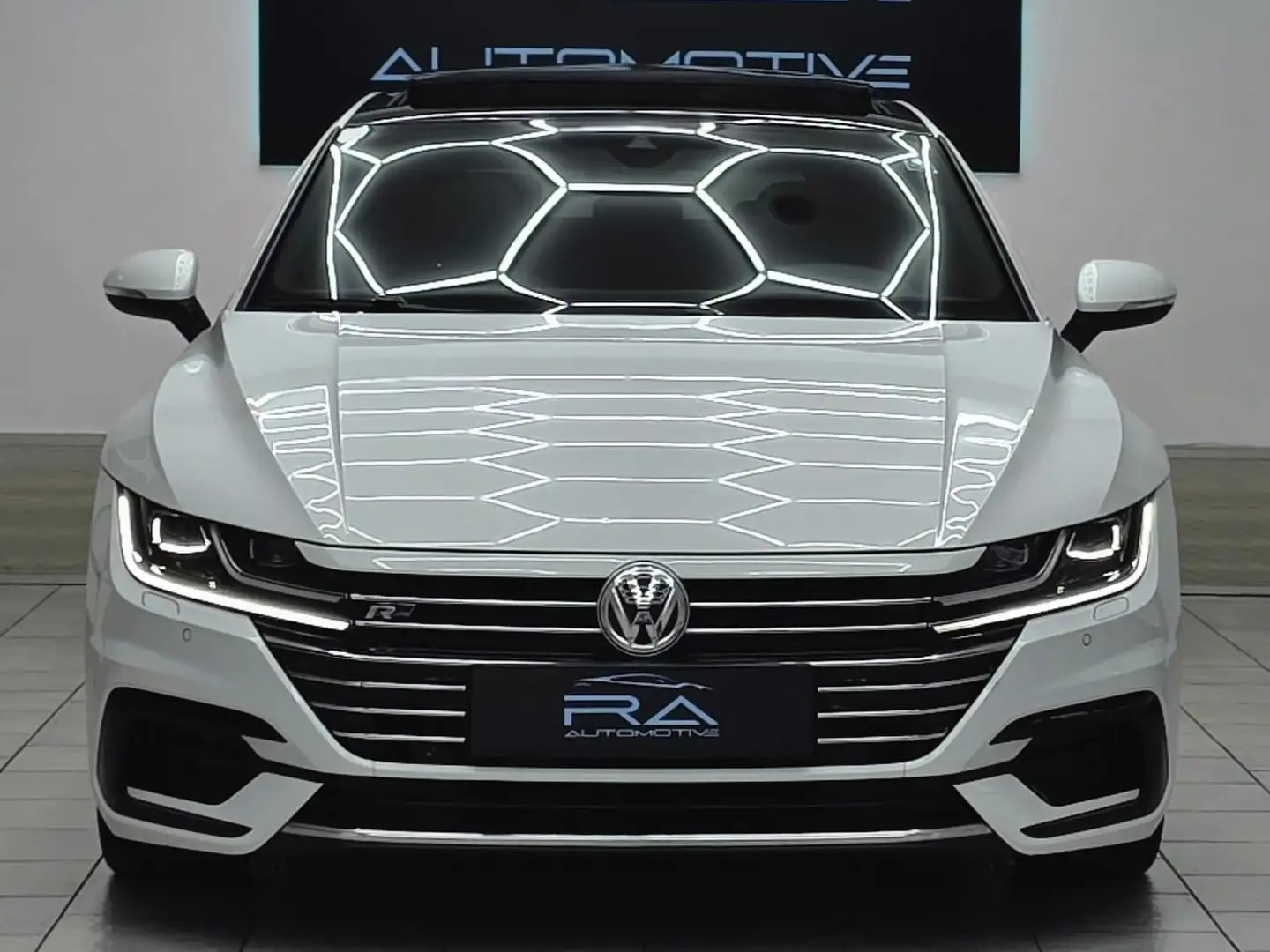 Volkswagen Arteon R-Line*PANO*VIRTUAL*AMBIENTE*LED MATRIX Weiß - 2