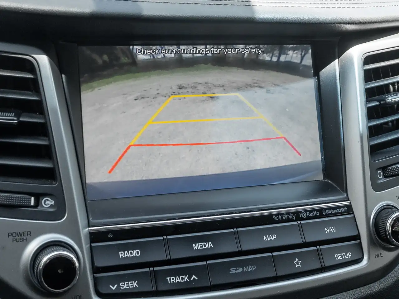 Hyundai TUCSON снимка Hyundai TUCSON