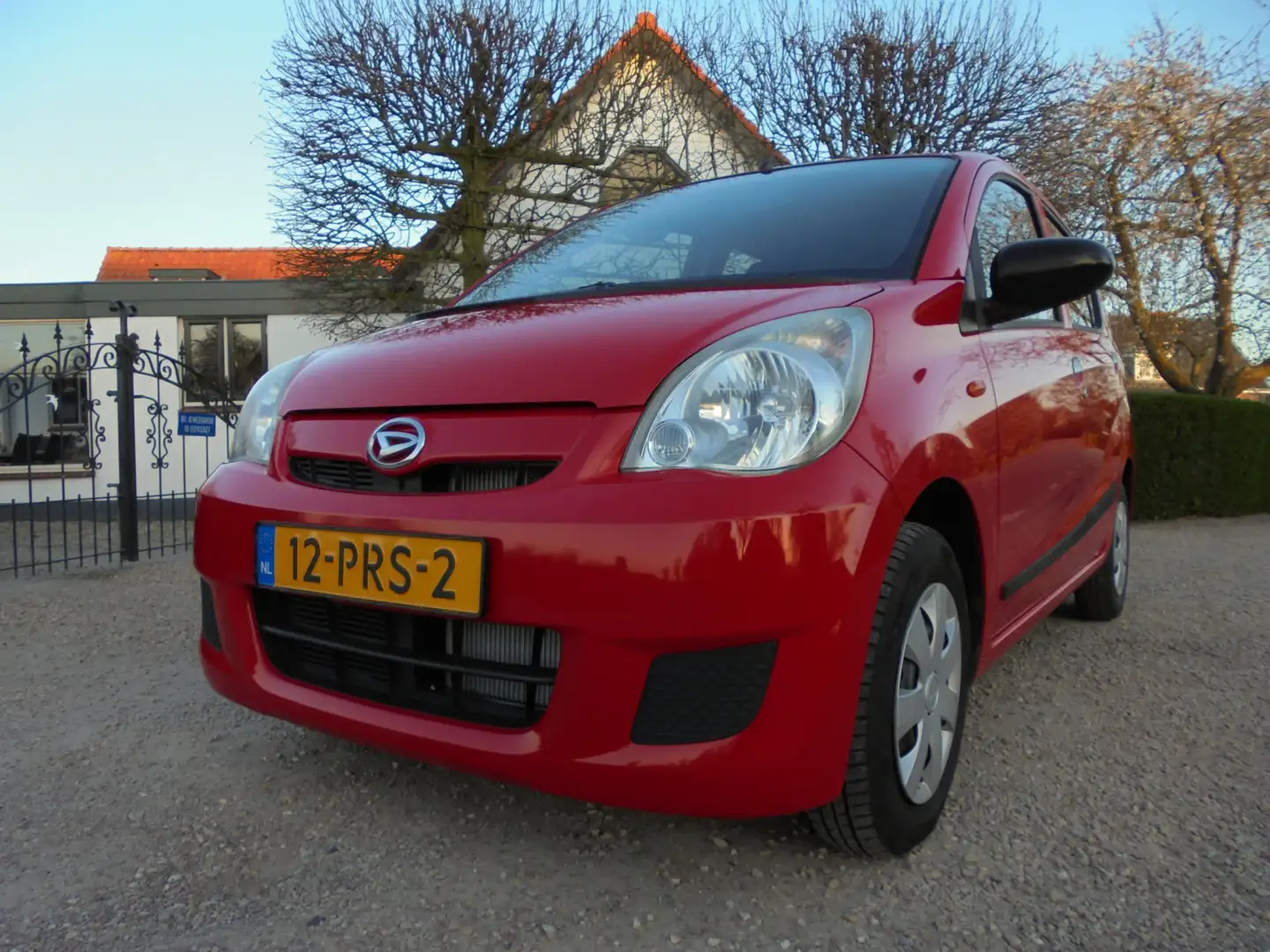 Daihatsu Cuore 1.0 12V DVVT **ZEER ZUINIG**APK t/m 3-2026** Roşu - 2