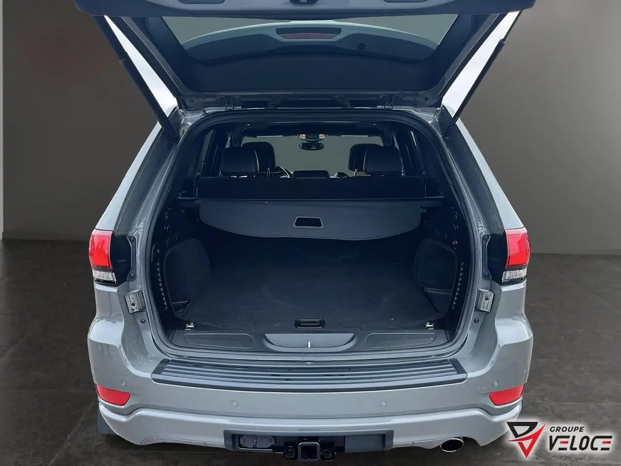 Jeep Grand Cherokee photo Jeep Grand Cherokee