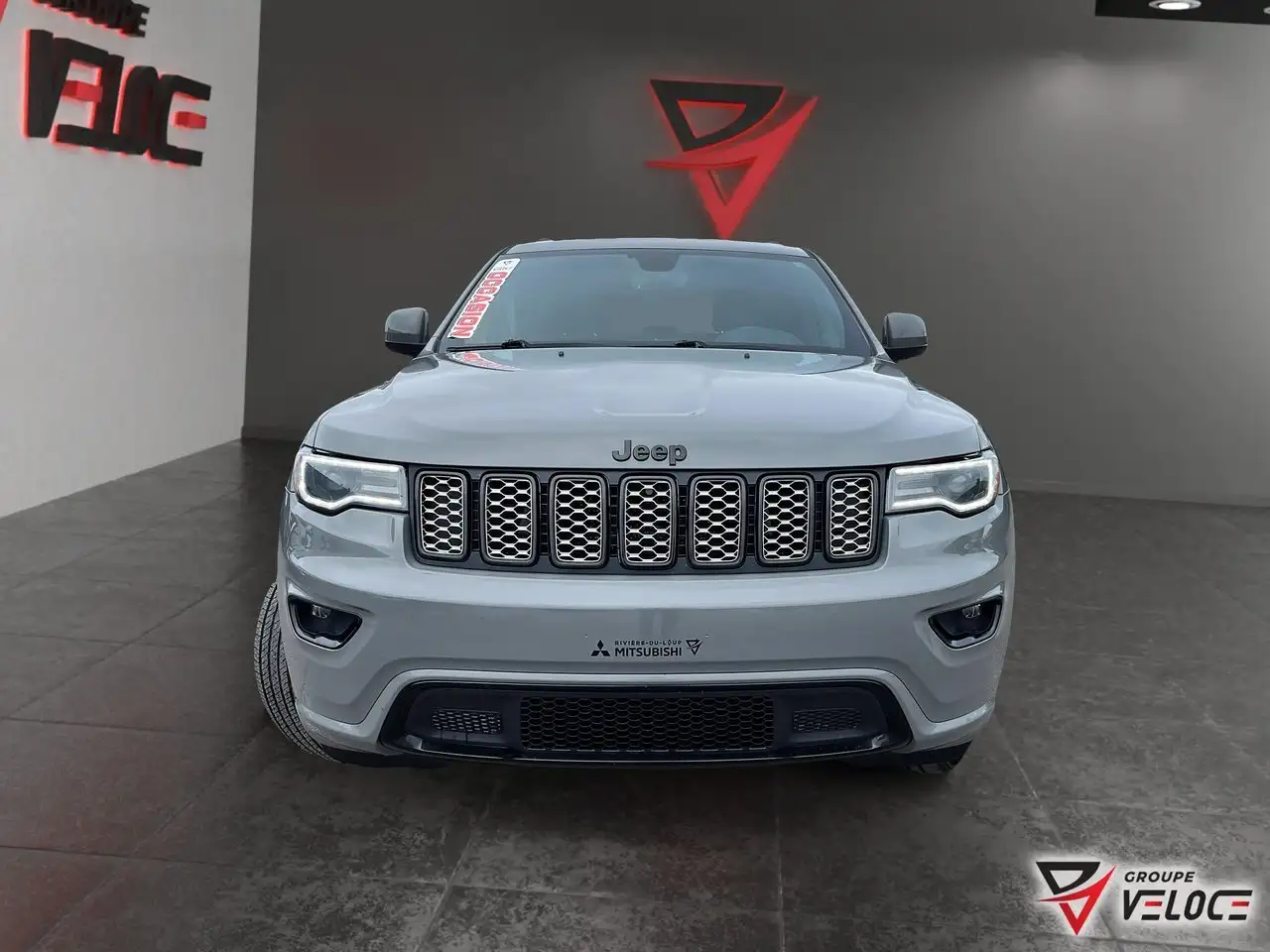 Jeep Grand Cherokee photo Jeep Grand Cherokee