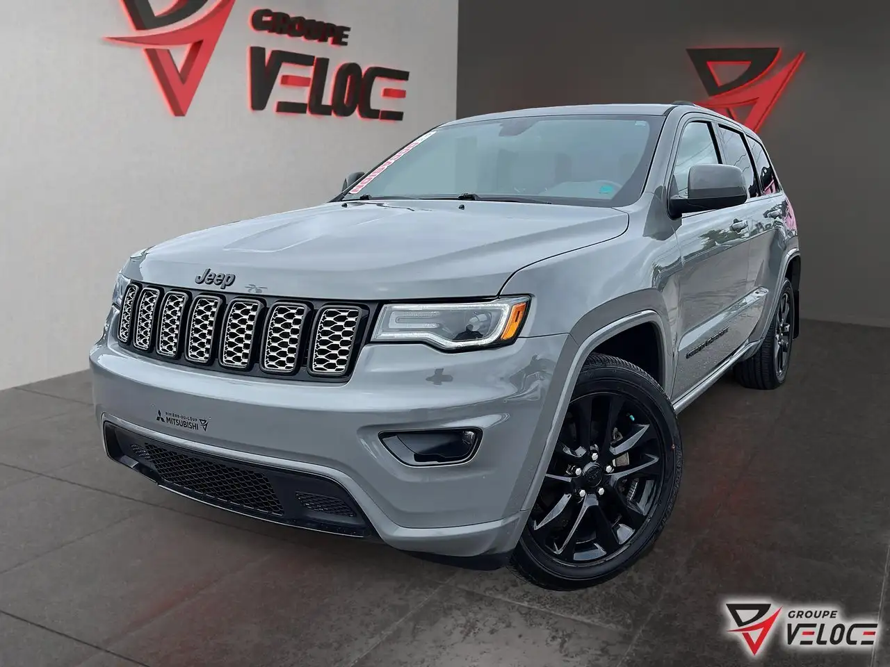 Jeep Grand Cherokee photo Jeep Grand Cherokee