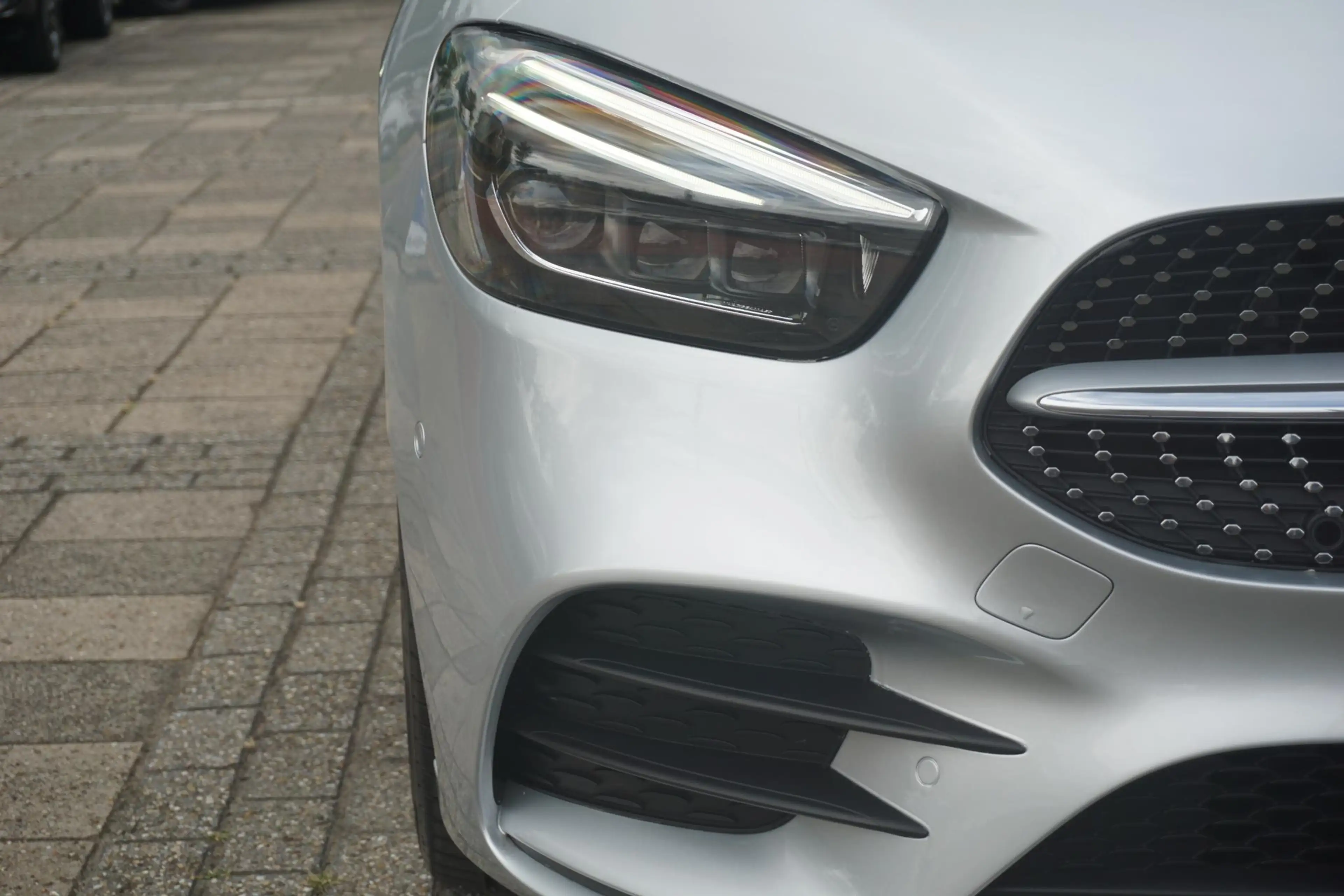 Mercedes-Benz B 250 AMG Line | Stoel koeling | ACC | Head-Up — photo 12