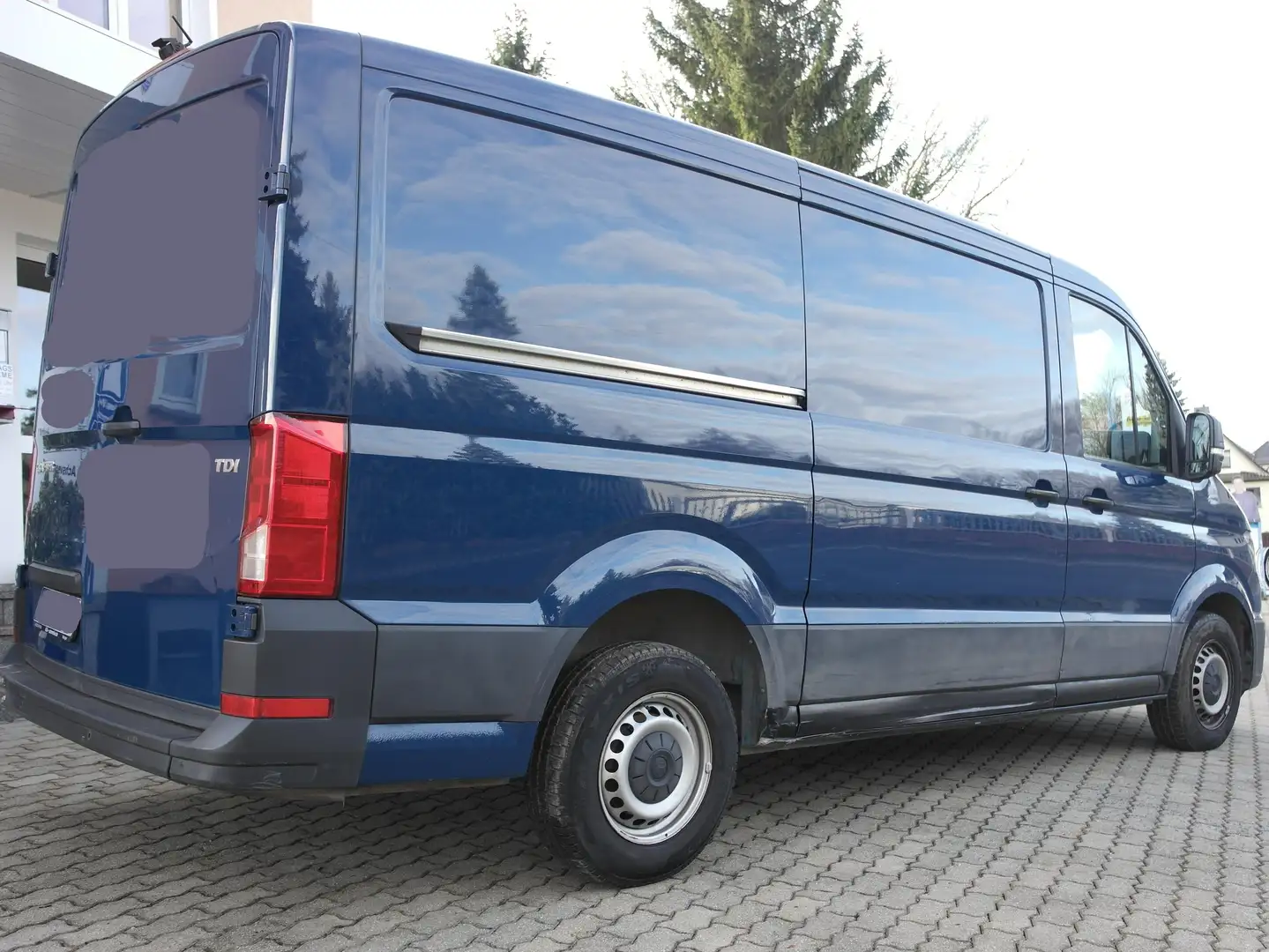Volkswagen Crafter Kasten 30 mittellang FWD, Klima Blau - 2