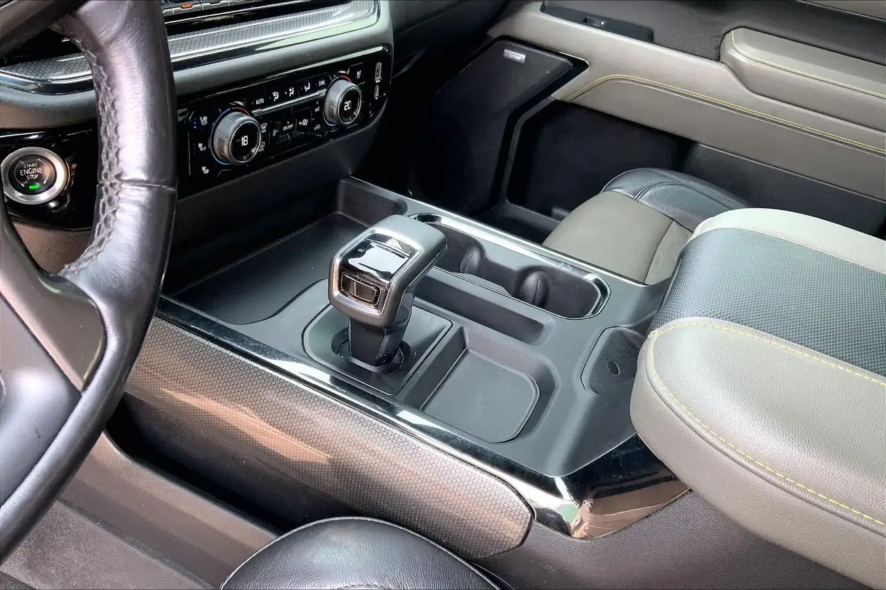 Chevrolet Silverado 1500 photo Chevrolet Silverado 1500