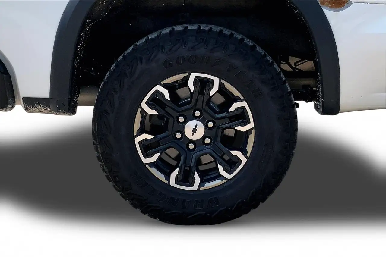 Chevrolet Silverado 1500 photo Chevrolet Silverado 1500
