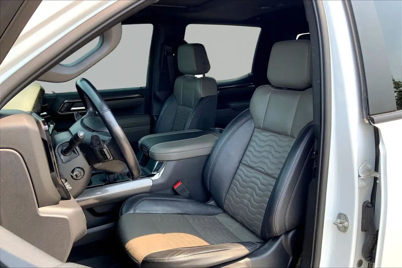 Chevrolet Silverado 1500 photo Chevrolet Silverado 1500