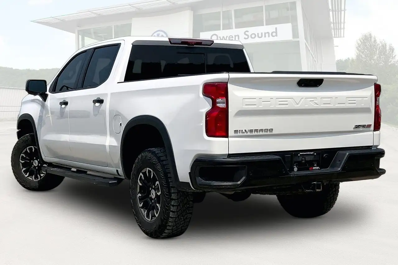 Chevrolet Silverado 1500 photo Chevrolet Silverado 1500