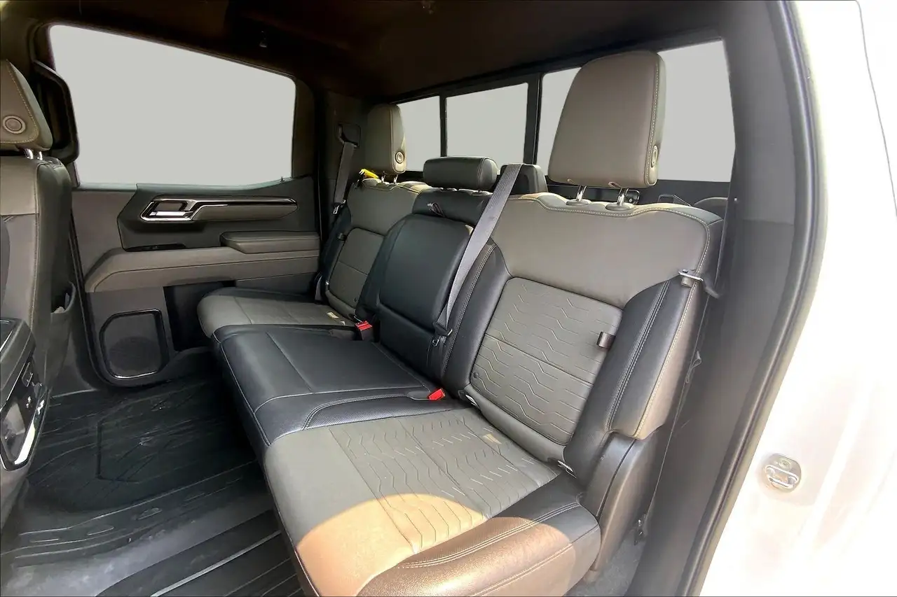 Chevrolet Silverado 1500 photo Chevrolet Silverado 1500