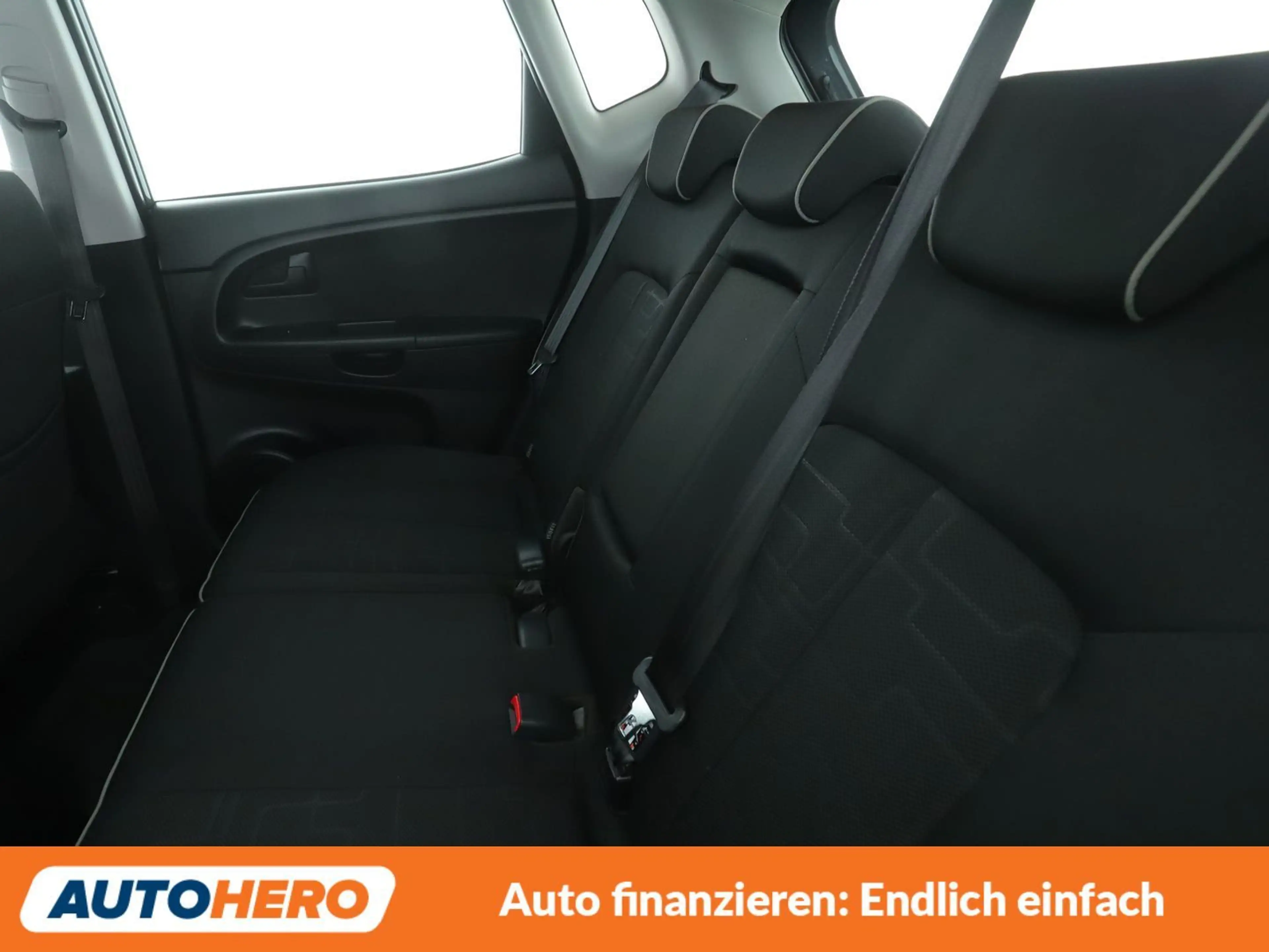 Kia Venga 1.6 Dream Team *PDC*SHZ* — photo 14