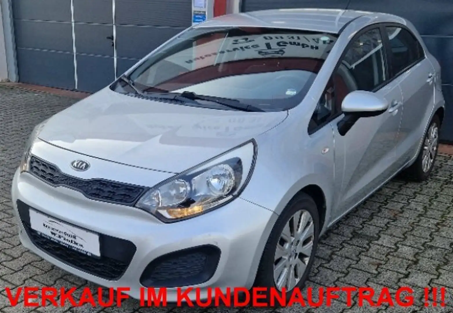 Kia Rio Rio 1.4 Edition 7 VERKAUF IM KUNDENAUFTRAG!!! Srebrny - 1