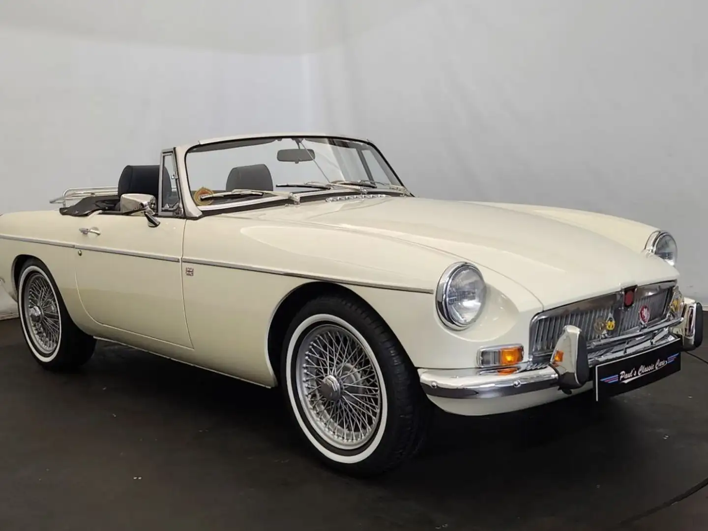 MG MGB B cabriolet Blanc - 1