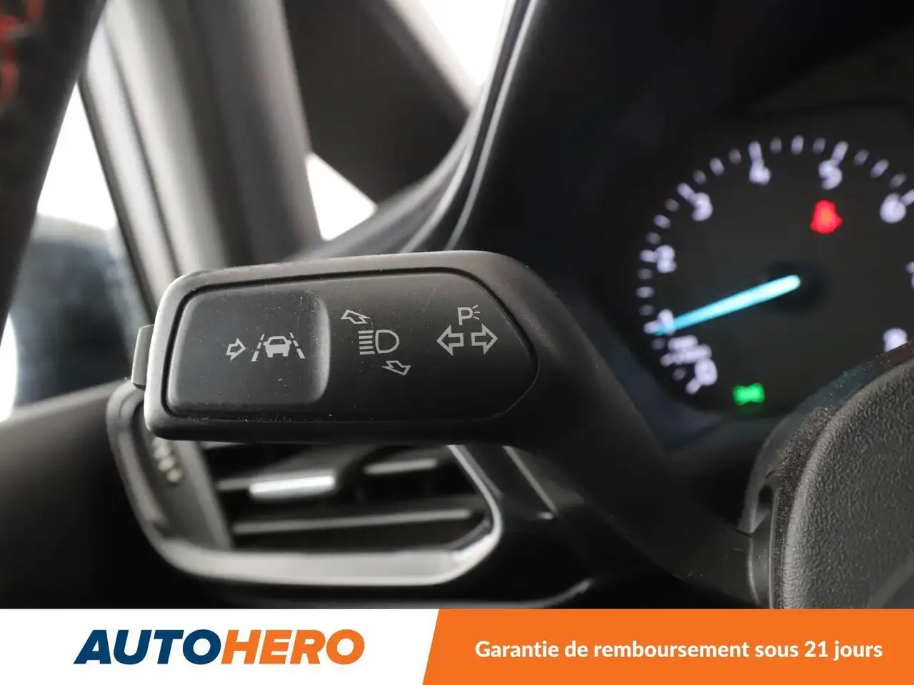 Ford Fiesta 5 portes — photo 27