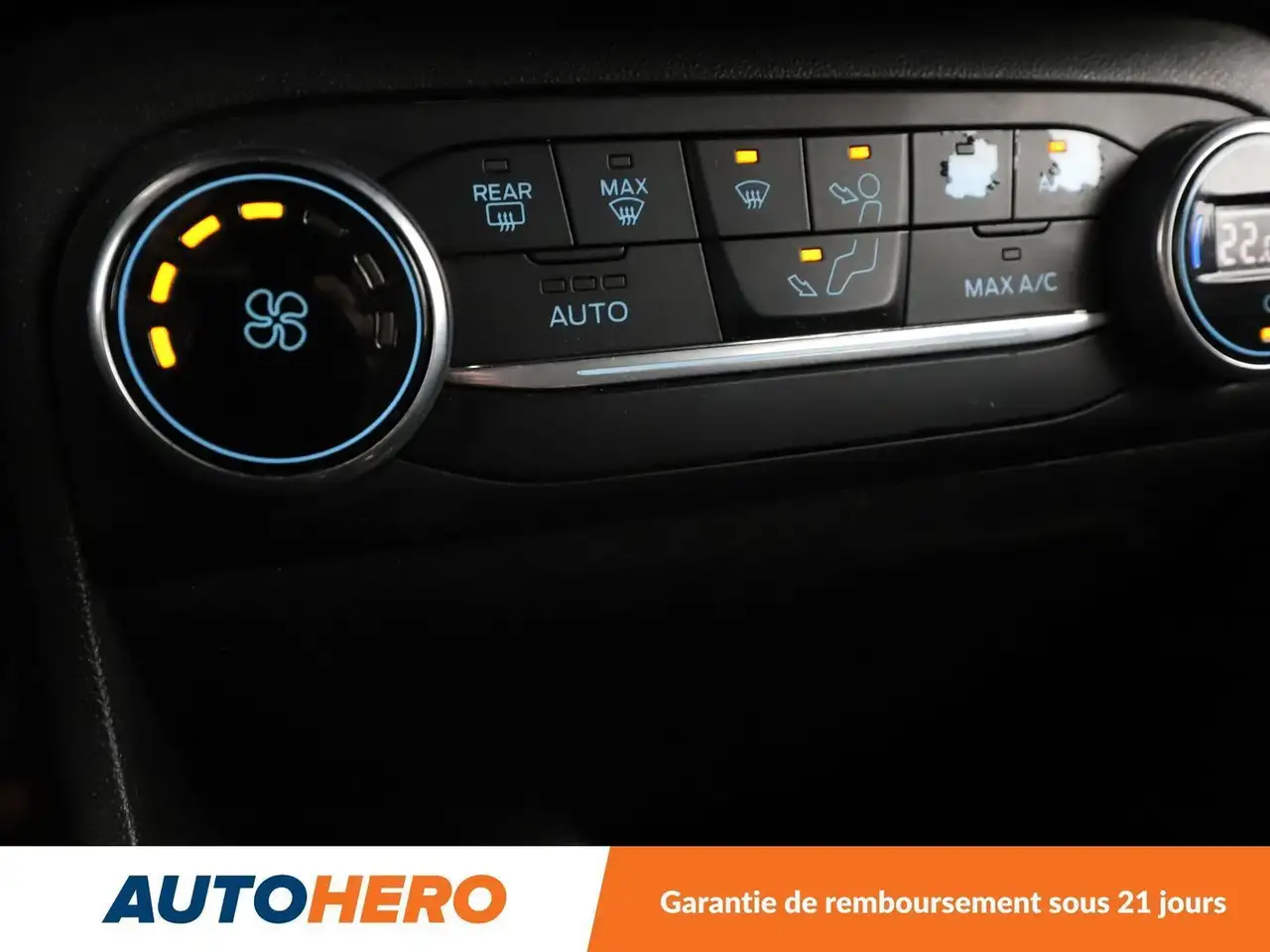 Ford Fiesta 5 portes — photo 24