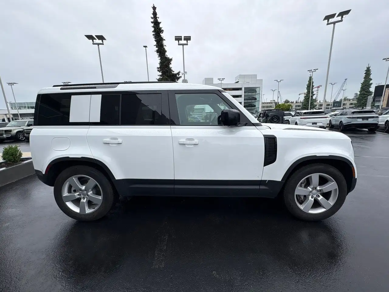 Land Rover Defender снимка Land Rover Defender