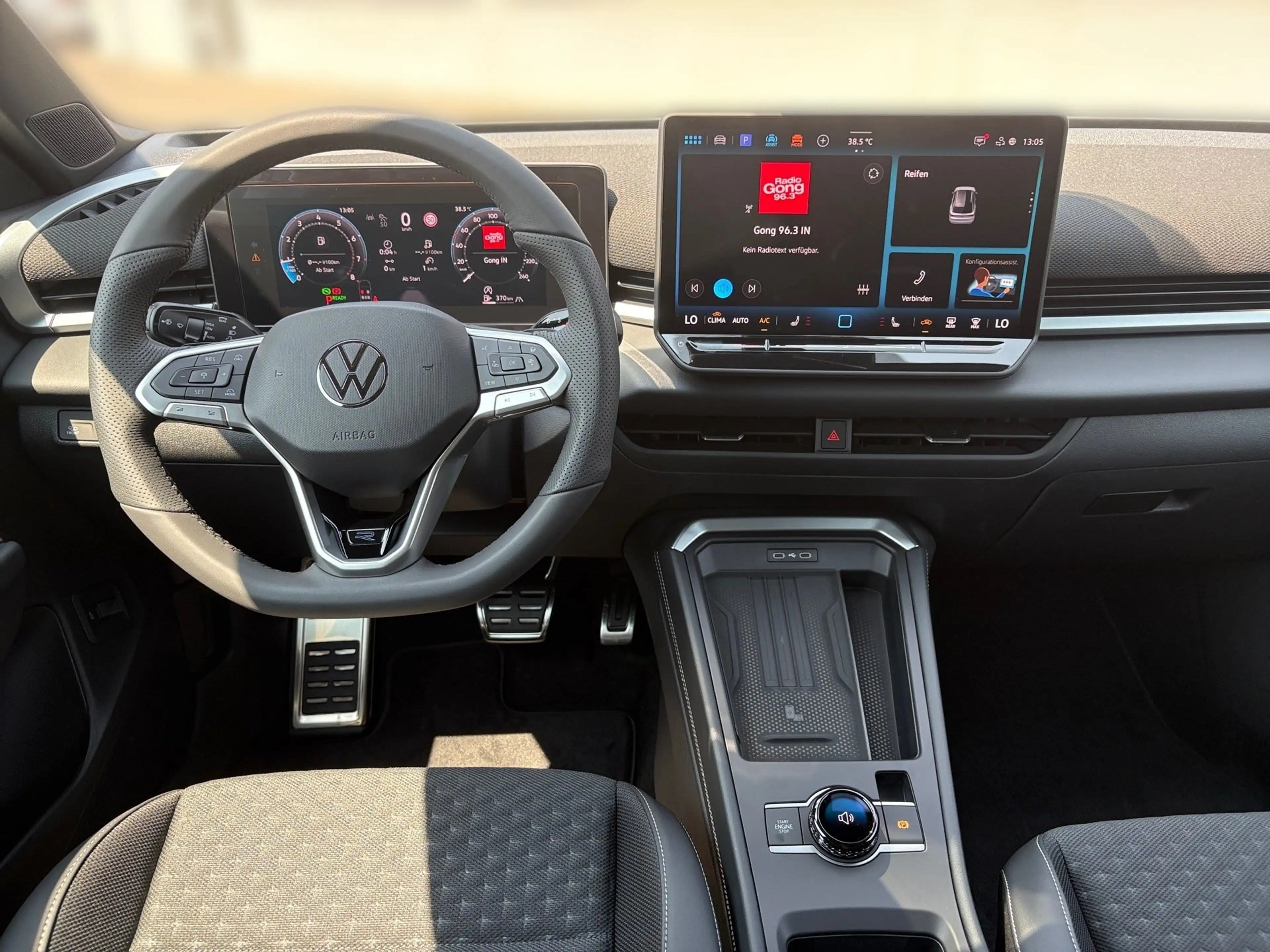 Volkswagen T-Roc 1.5 eTSI R-Line *APPCON*KAMERA*SITZHZG* — photo 14