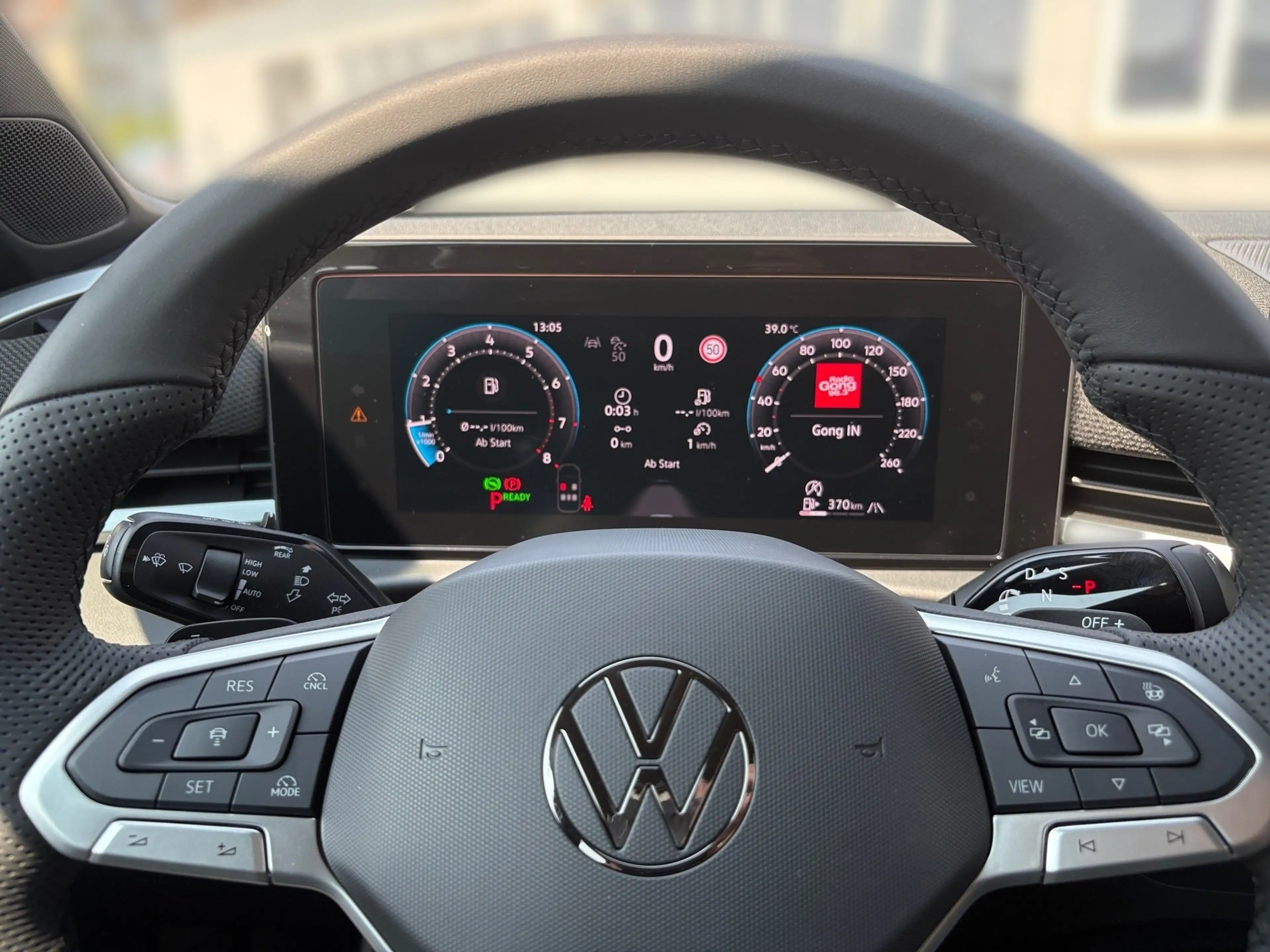 Volkswagen T-Roc 1.5 eTSI R-Line *APPCON*KAMERA*SITZHZG* — photo 12