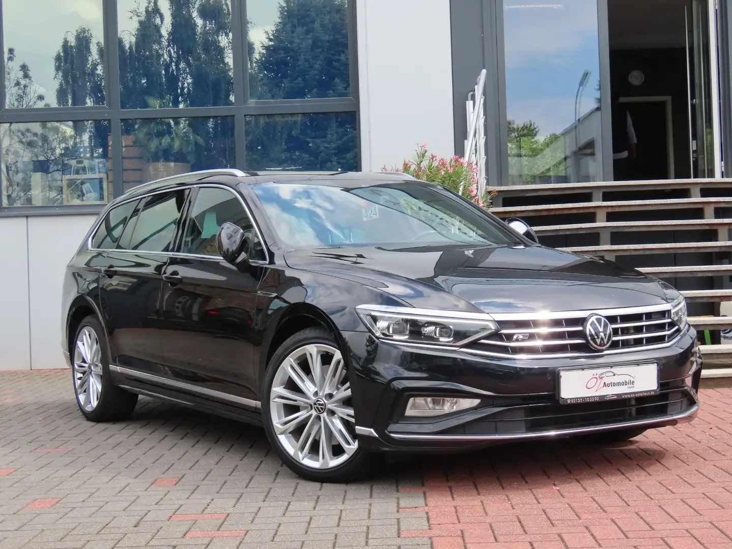 Volkswagen Passat Alltrack Passat 2.0 TDI R-Line Leder Ambiente Pano Negro - 2