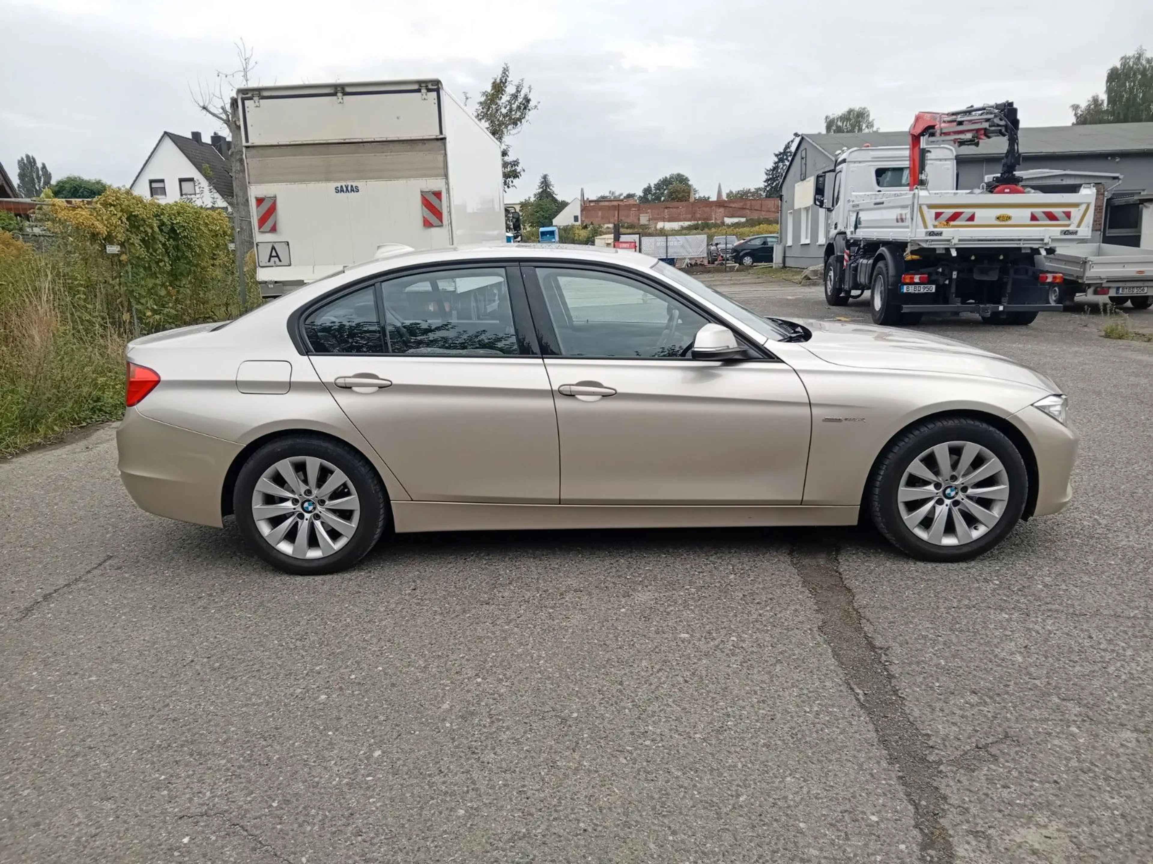 BMW 316 i Limousine Aut * INSP+TÜV neu * Top Zustand — photo 12