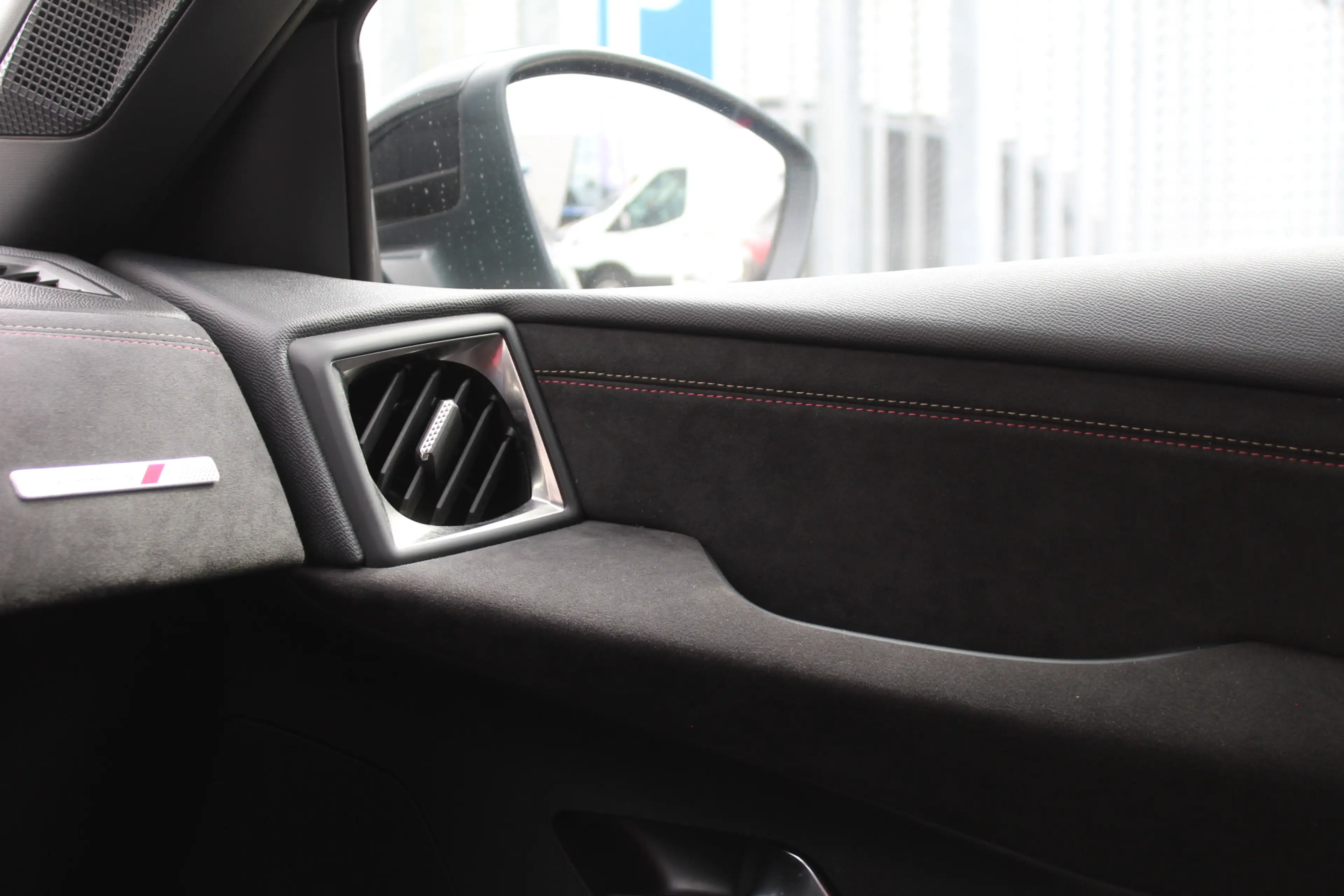 DS Automobiles DS 3 Crossback E-Tense Performance Line 50 kWh | Blis | Camera | — photo 27