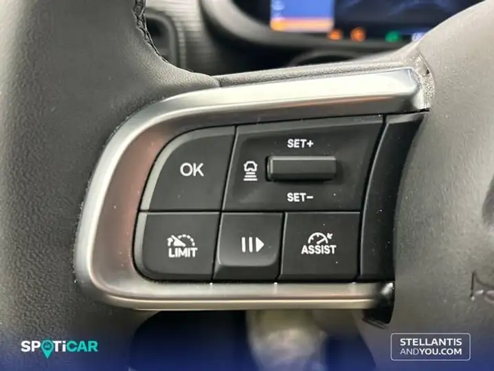 Jeep Avenger 1.2 Turbo Altitude 2025, foto 17