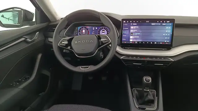 Skoda Octavia view 11