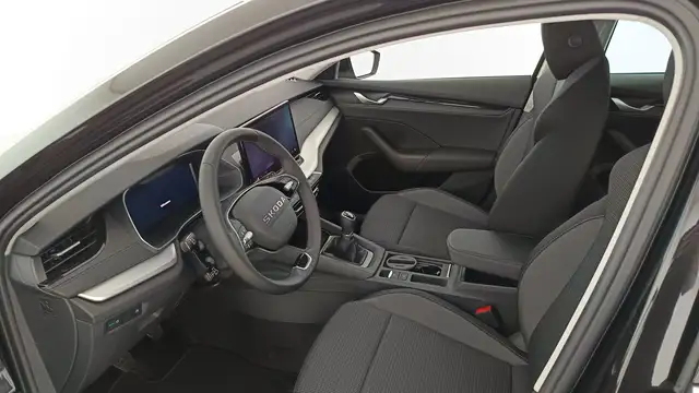 Skoda Octavia view 8