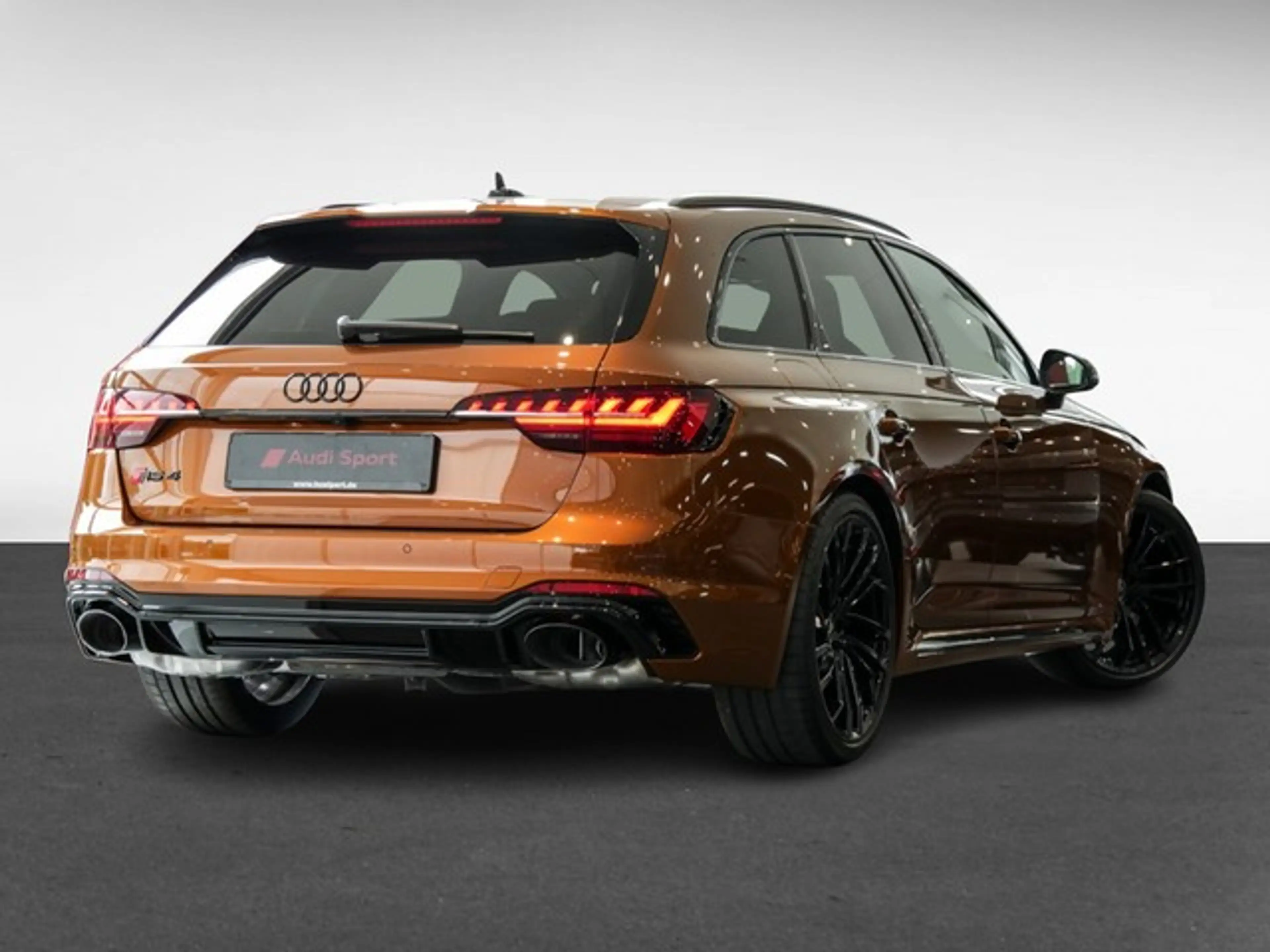 Audi RS4 RS 4 Avant Qu. ESSENTIALS PANO B&O ALU20" SPORT... — photo 2