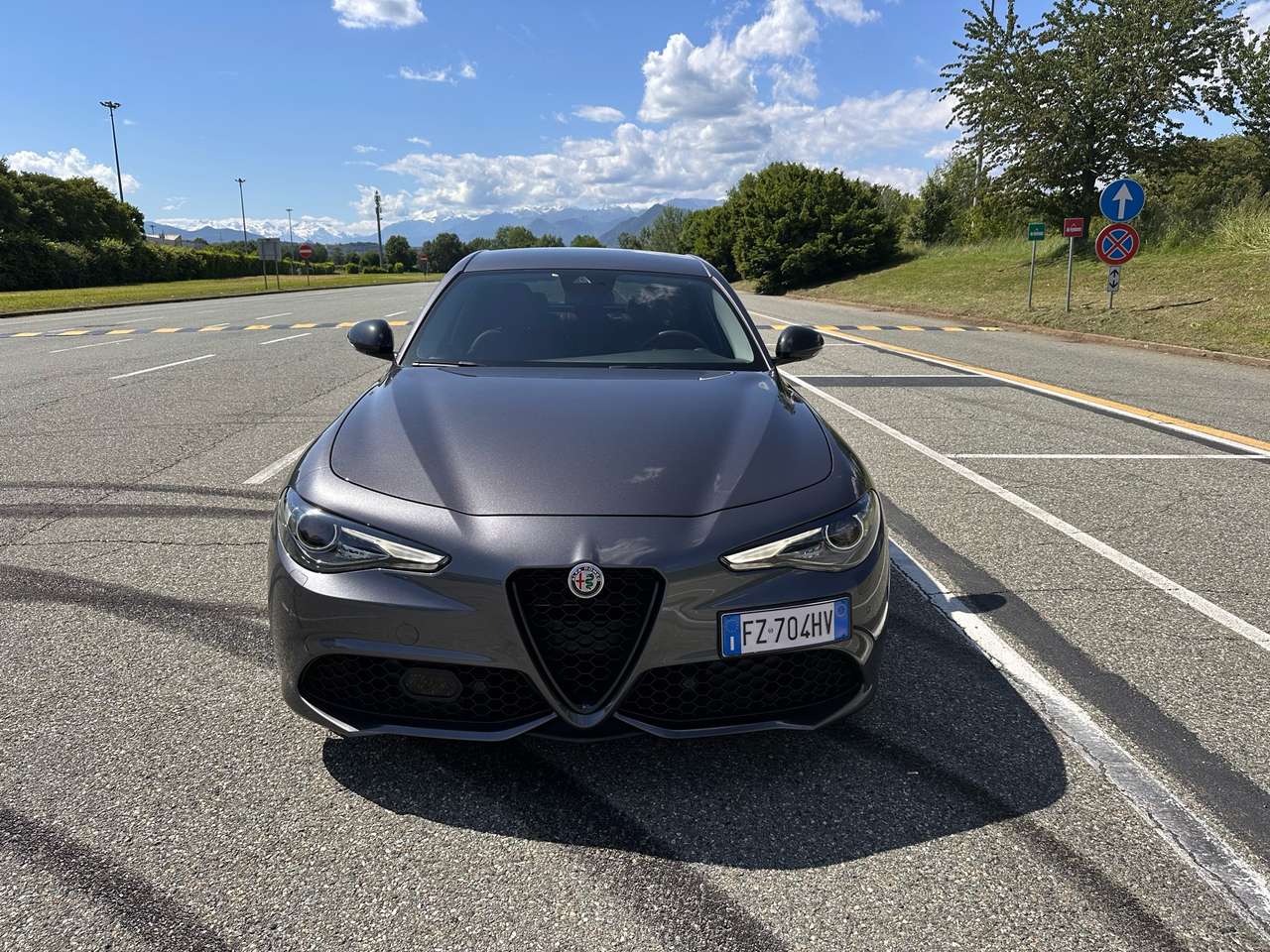Alfa Romeo Giulia 2.2 t B-Tech 190cv auto