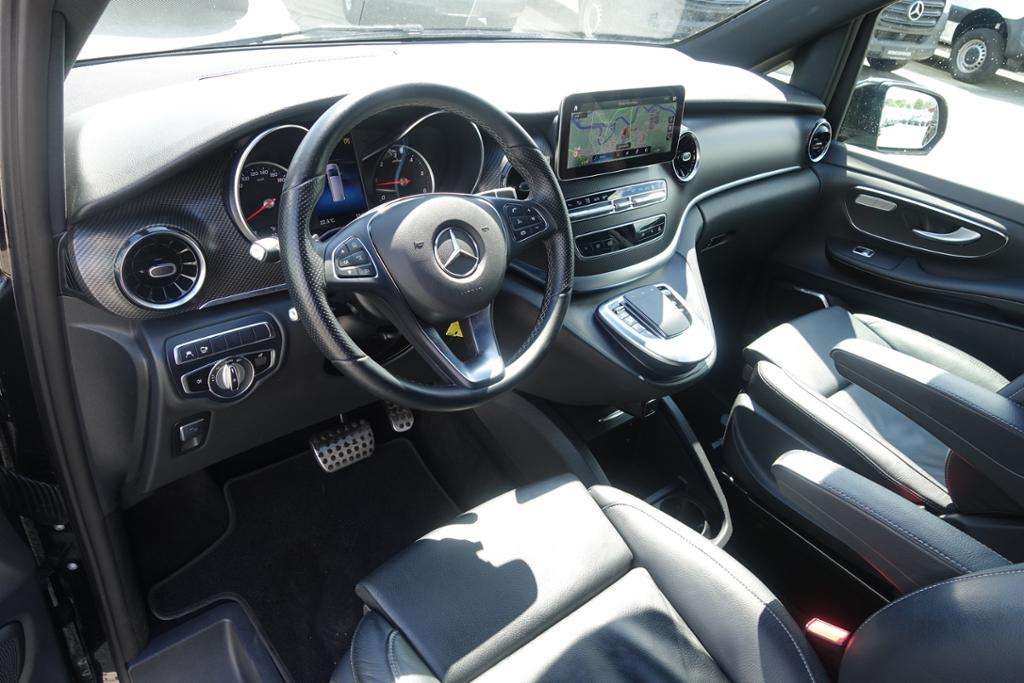 Mercedes-Benz V 250