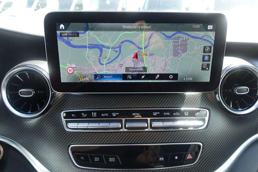 Mercedes-Benz V 250